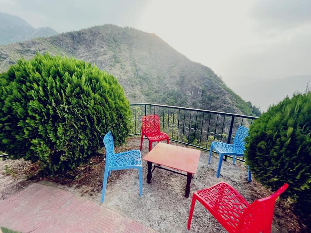 The Himalaya Retreat Resort, Experience Nature In The Lap Of Himalayas Масурі Екстер'єр фото
